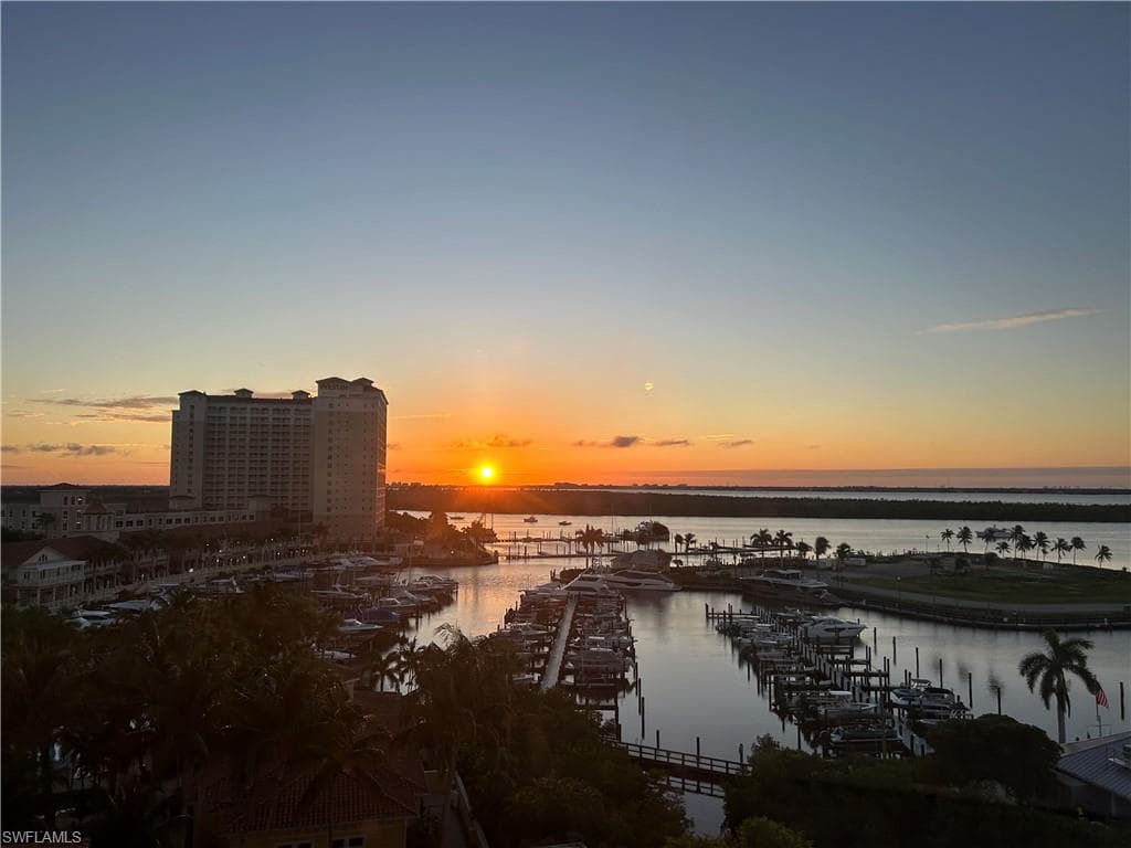 6081 Silver King BLVD 604-40