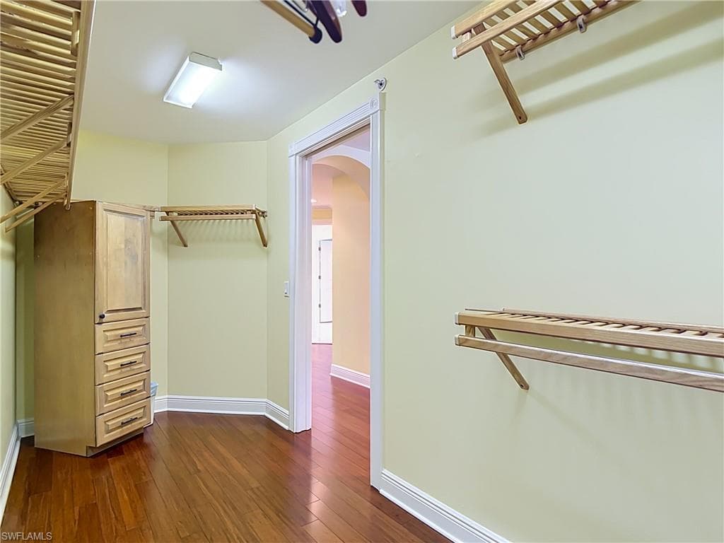 6081 Silver King BLVD 604-29