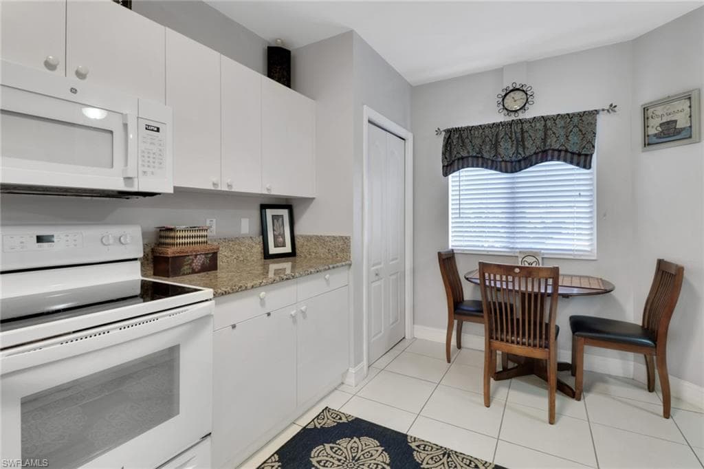 7823 Regal Heron CIR 105-12