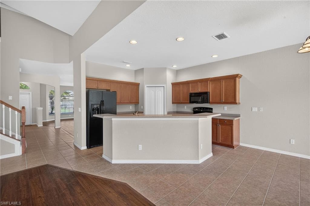 12755 Stone Tower LOOP-13