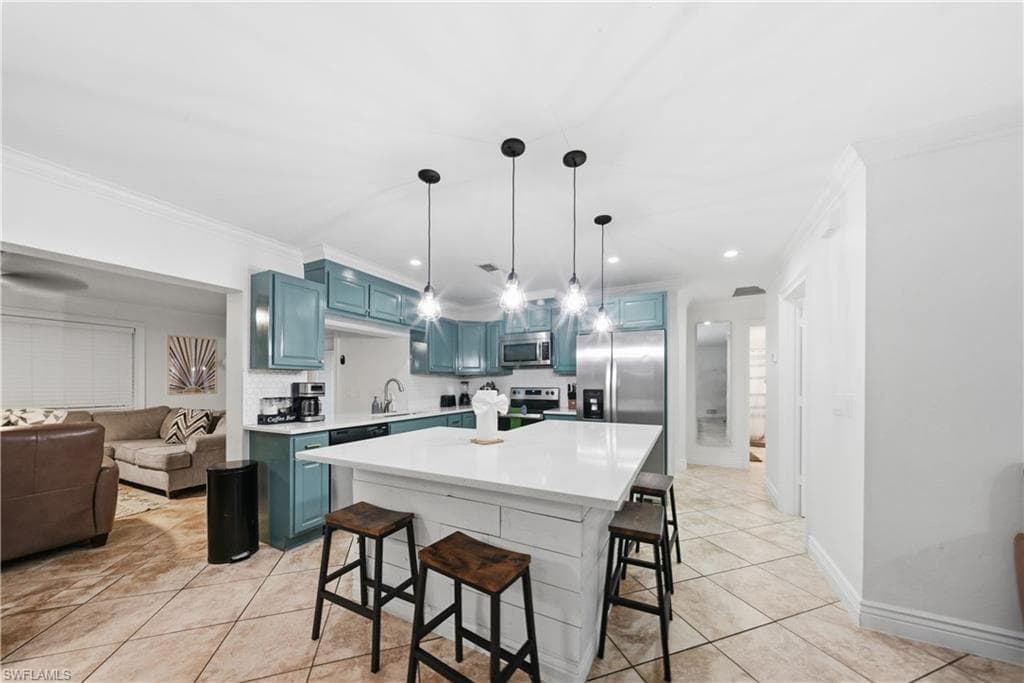2473 Poinciana ST-42