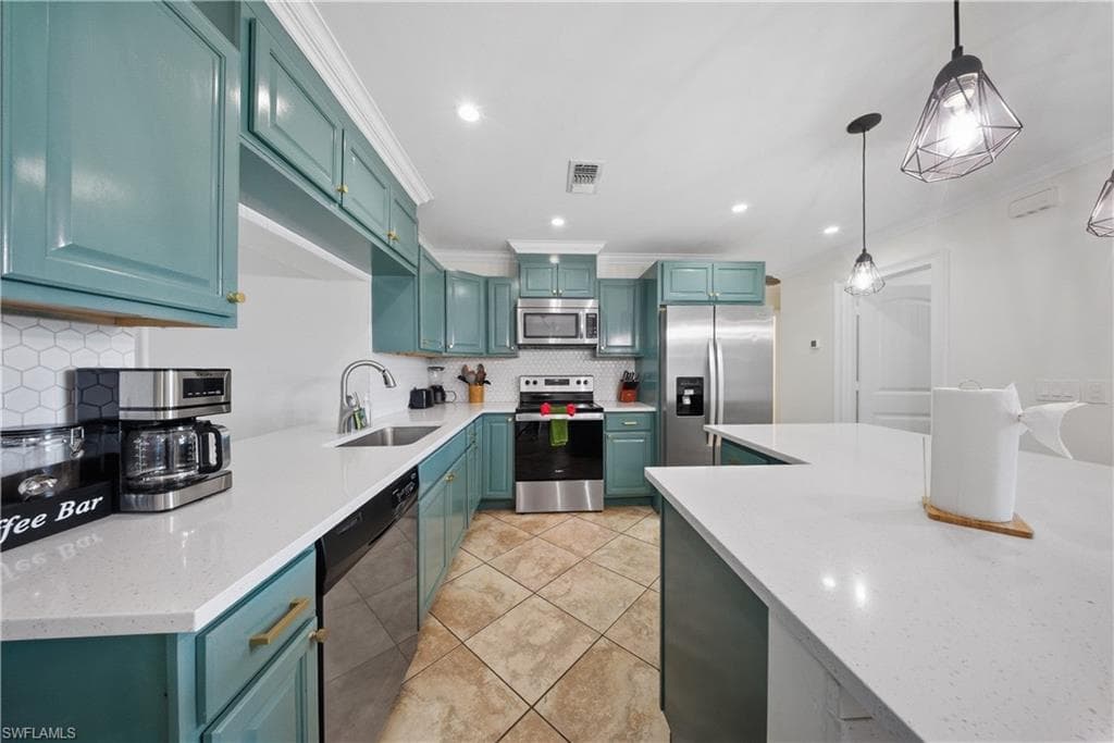 2473 Poinciana ST-12