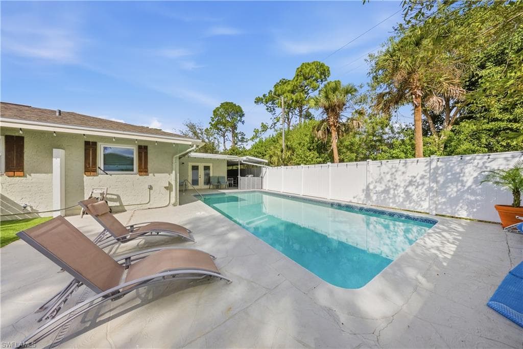 2473 Poinciana ST-25