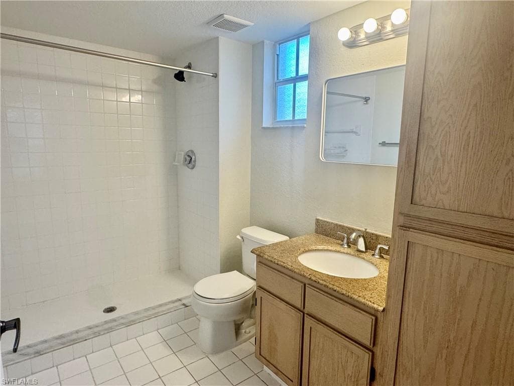 4620 Saint Croix LN 932-10