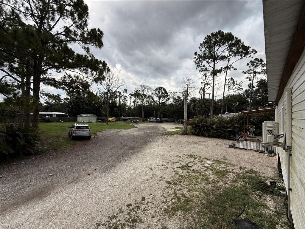 8219 Bartholomew DR-5