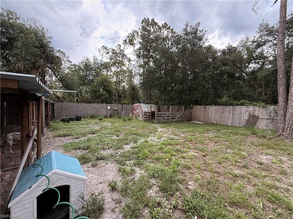 8219 Bartholomew DR-21