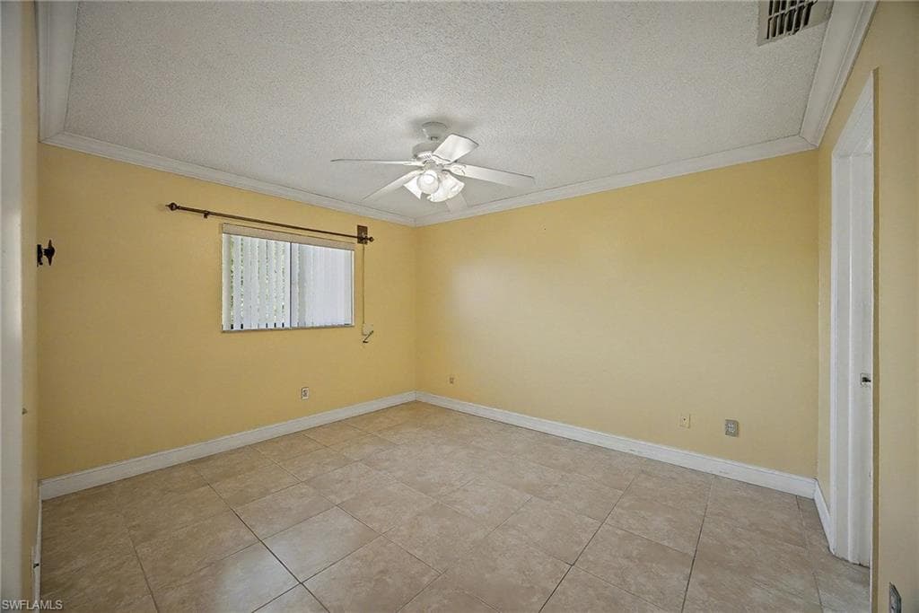 423 Cape Coral PKWY W 202-23