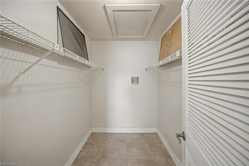 423 Cape Coral PKWY W 202-27