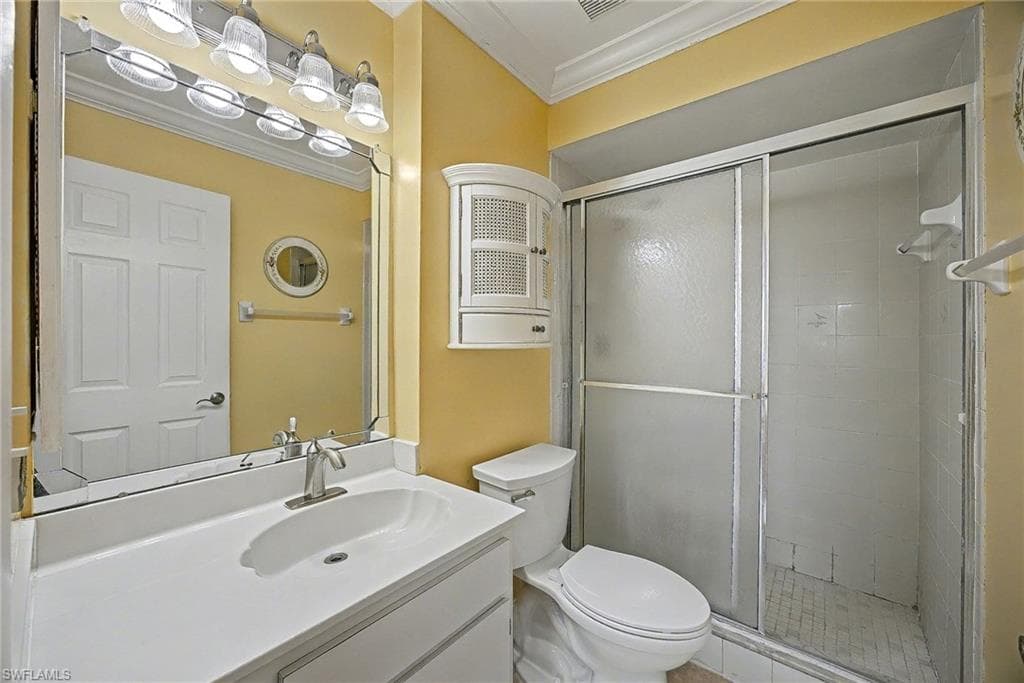 423 Cape Coral PKWY W 202-26