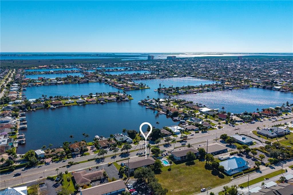 423 Cape Coral PKWY W 202-7