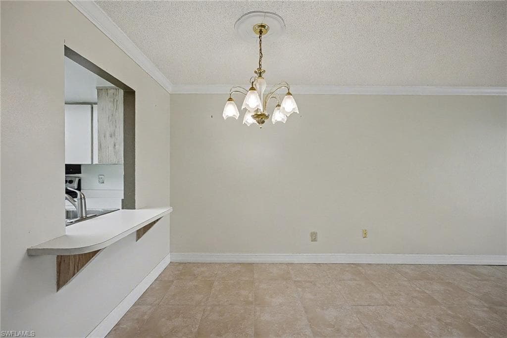 423 Cape Coral PKWY W 202-15