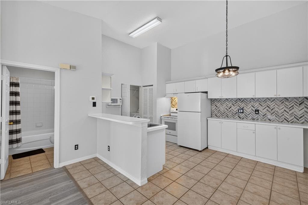 27103 Matheson AVE 206-5