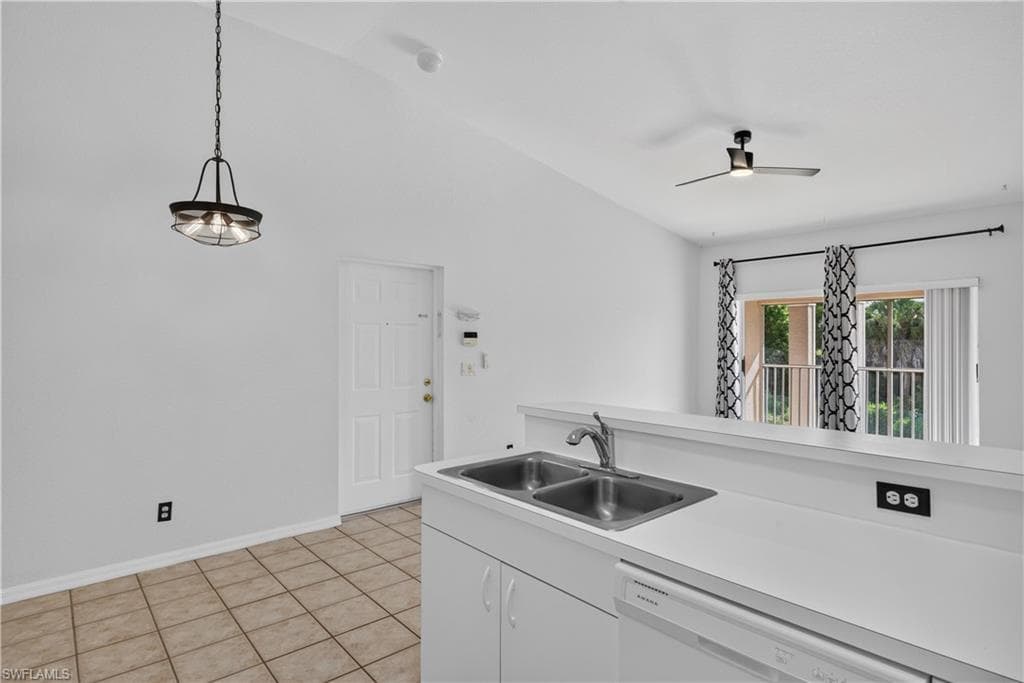 27103 Matheson AVE 206-10