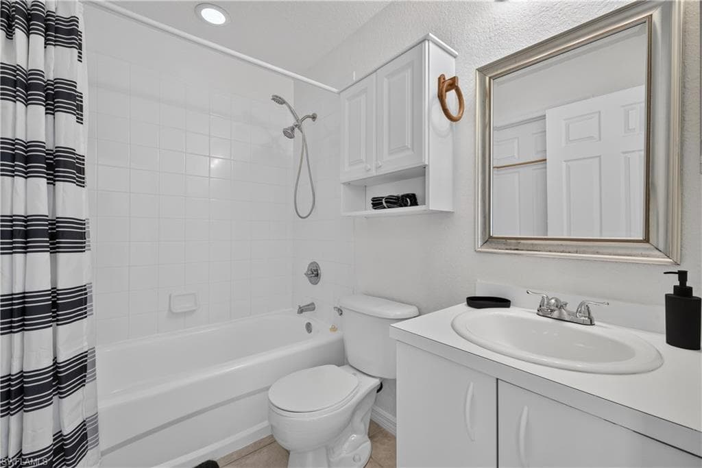 27103 Matheson AVE 206-15