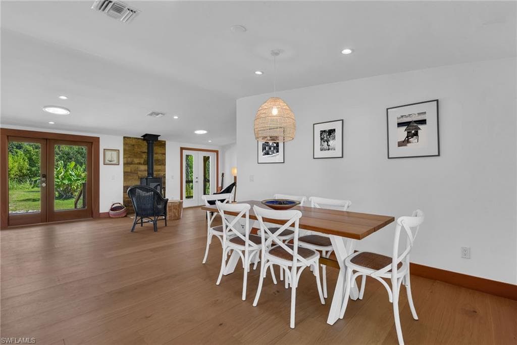 828 Sanctuary RD-13
