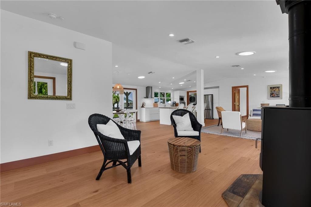 828 Sanctuary RD-17
