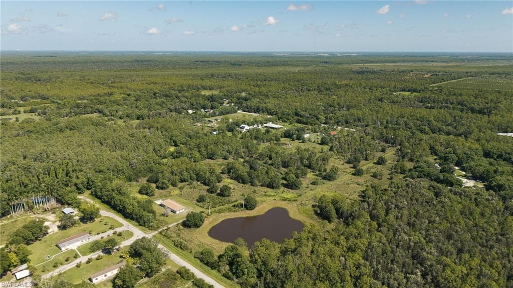 828 Sanctuary RD-43