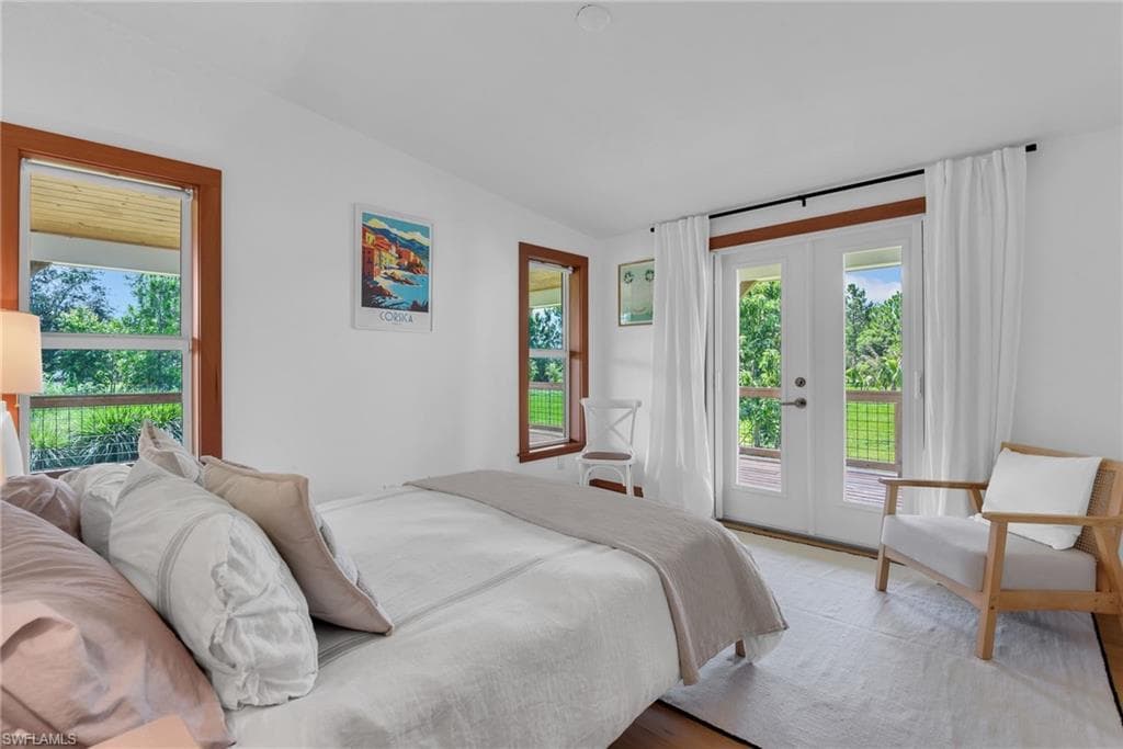 828 Sanctuary RD-22