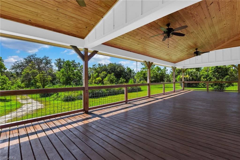 828 Sanctuary RD-33