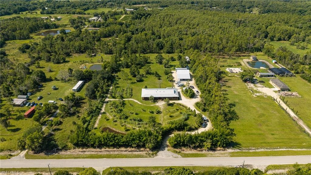 828 Sanctuary RD-41