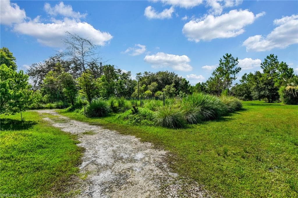 828 Sanctuary RD-37