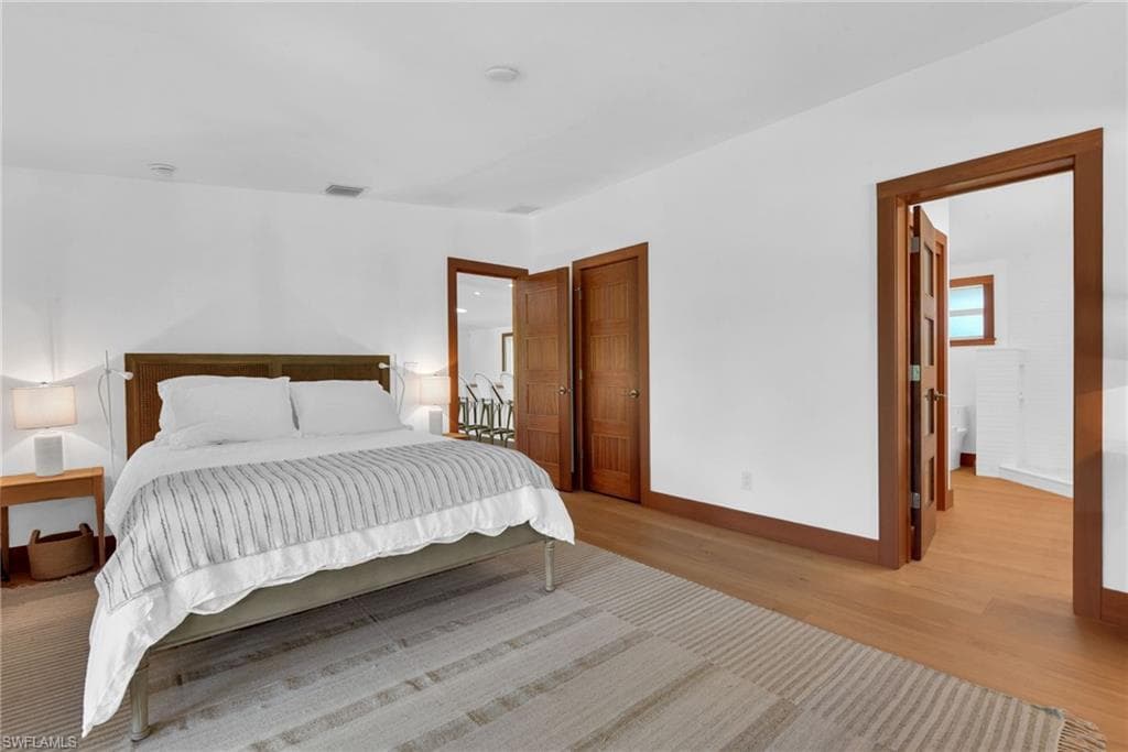 828 Sanctuary RD-19