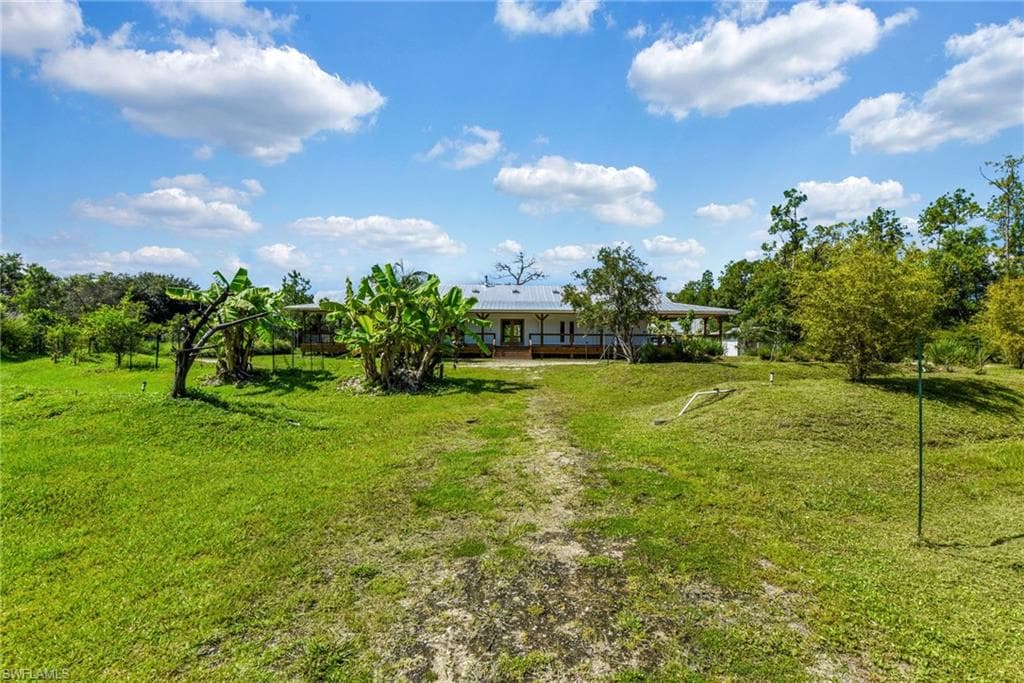 828 Sanctuary RD-35