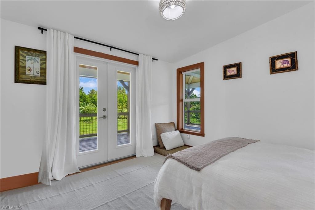 828 Sanctuary RD-25
