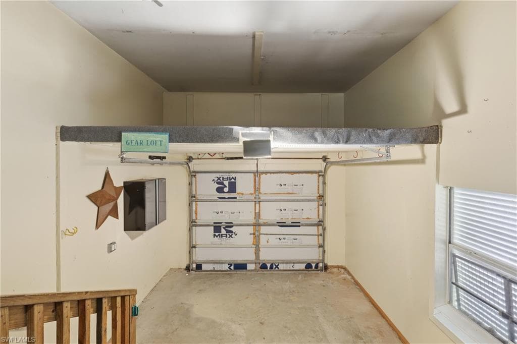224 Benson ST-27