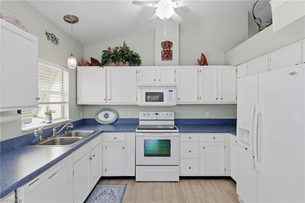 224 Benson ST-10