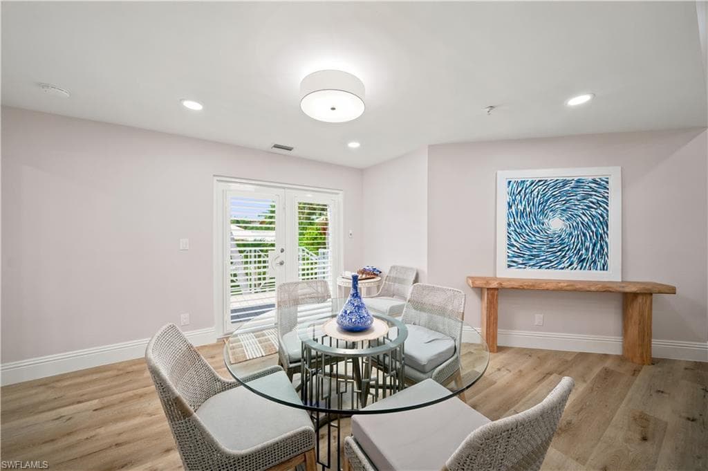 248 4th AVE S D201-6