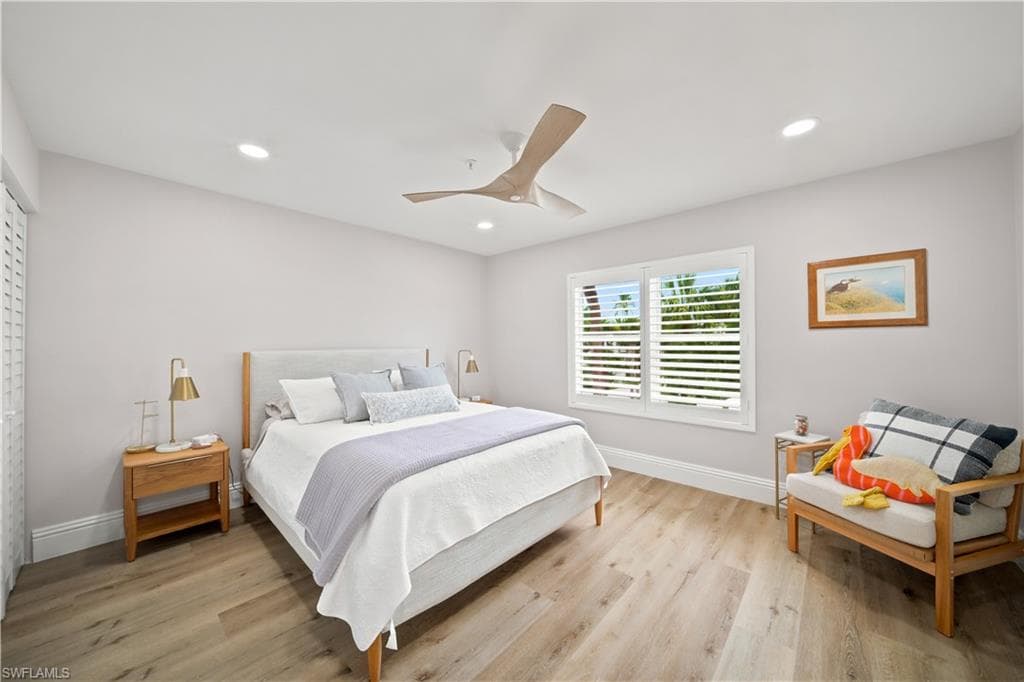 248 4th AVE S D201-26