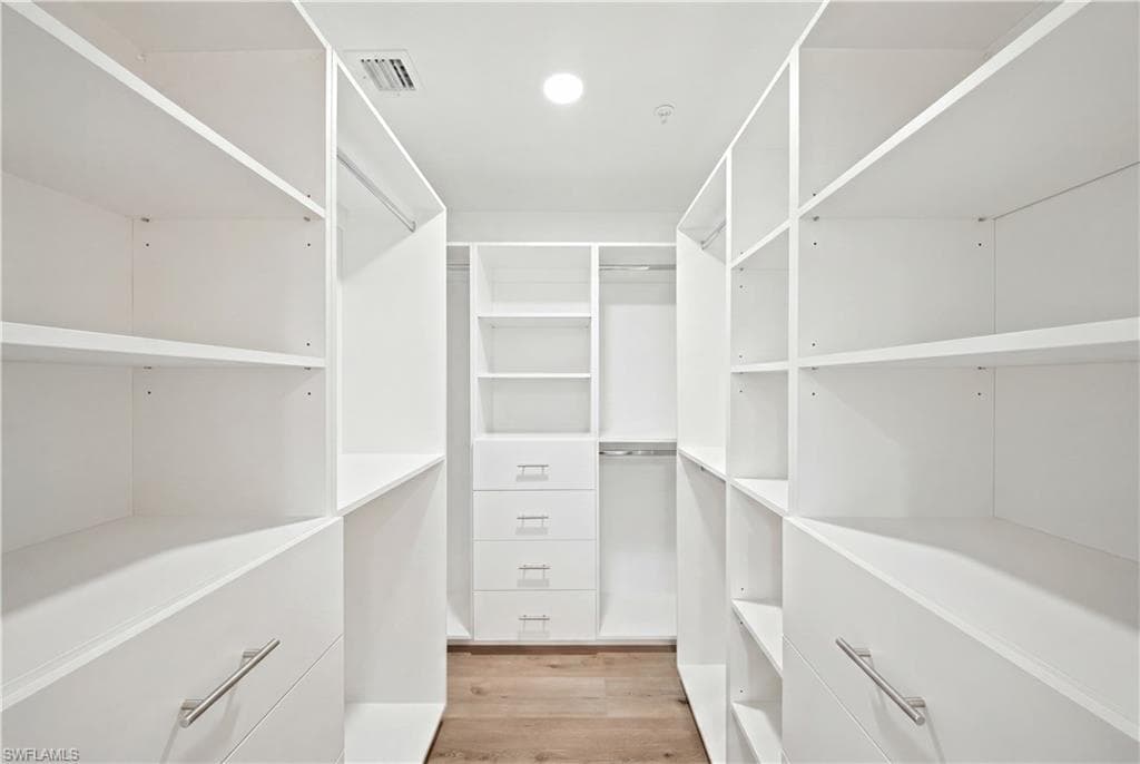 248 4th AVE S D201-21