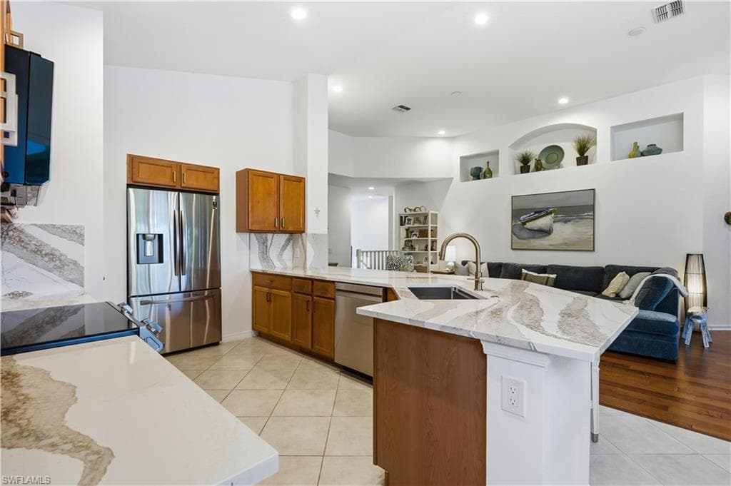 26914 Montego Pointe CT 202-12