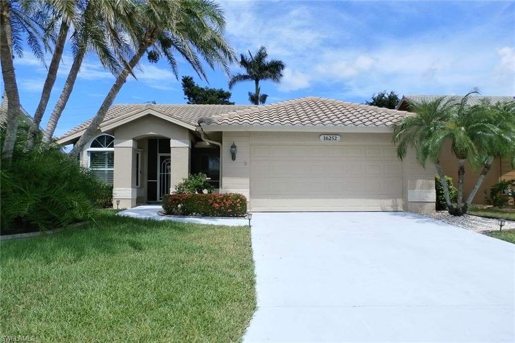 16252 Kelly Woods DR-2