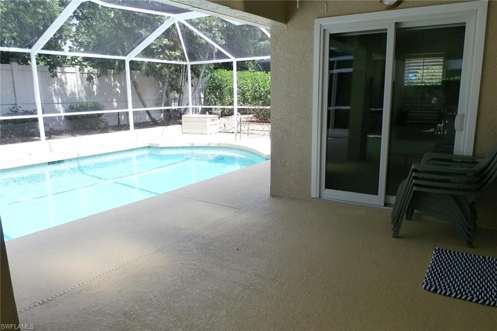 16252 Kelly Woods DR-21