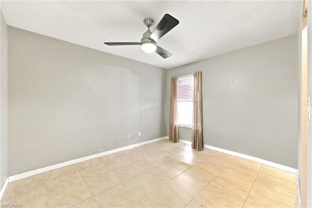 2315 54th TER SW-23