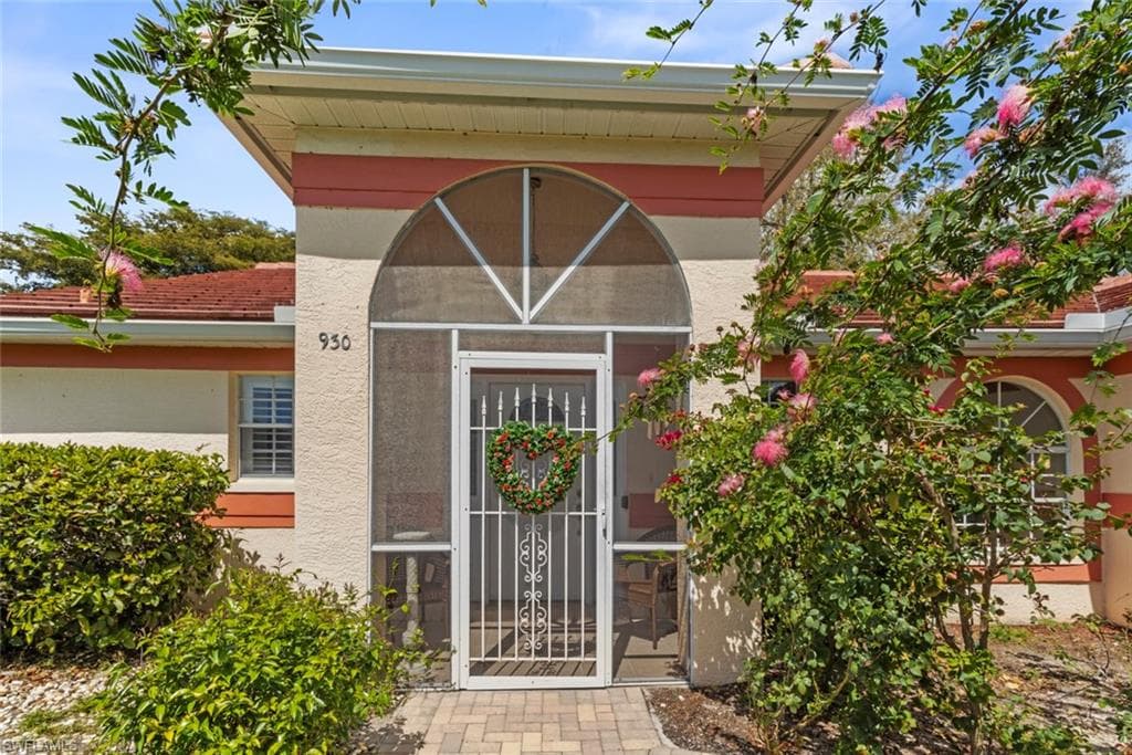 930 Moon Lake DR-2