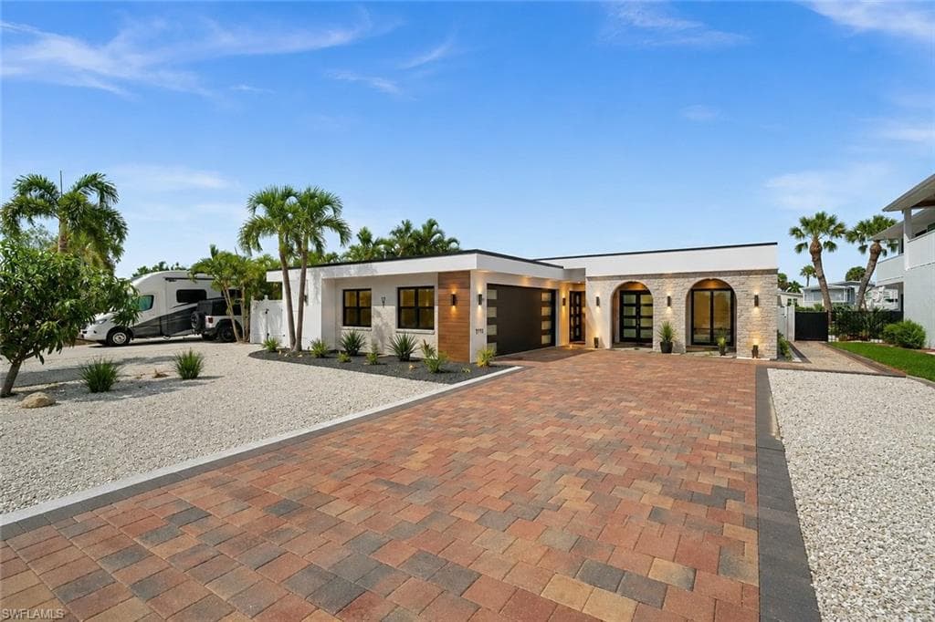 17741 Rebecca AVE-3