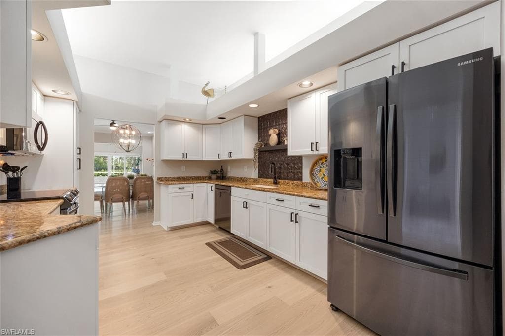 14233 Patty Berg DR-7