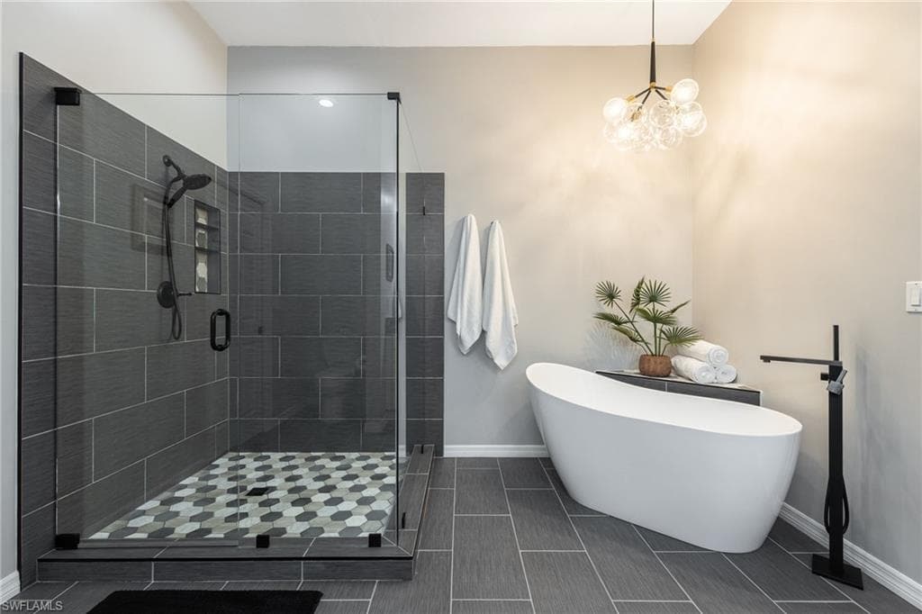 14233 Patty Berg DR-24
