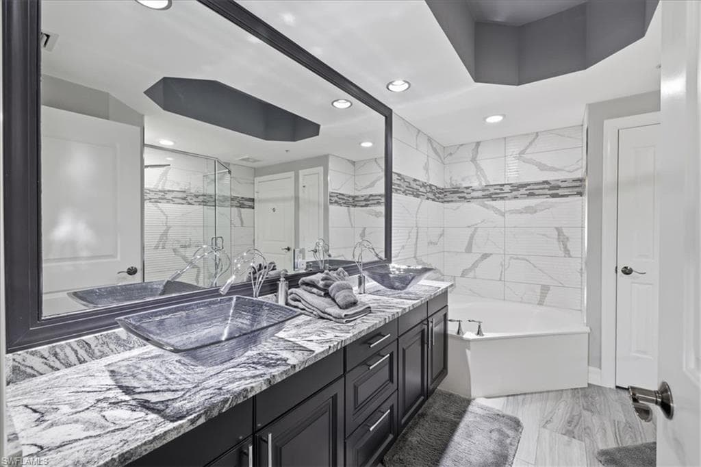 14300 Riva Del Lago DR 1802-21