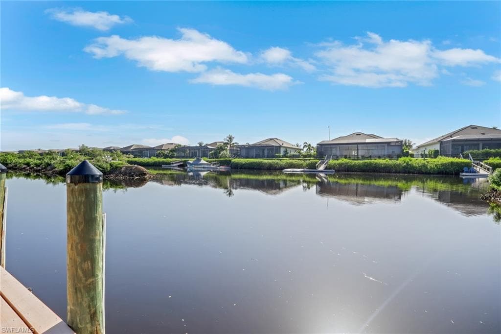 6085 Lake Front DR-20
