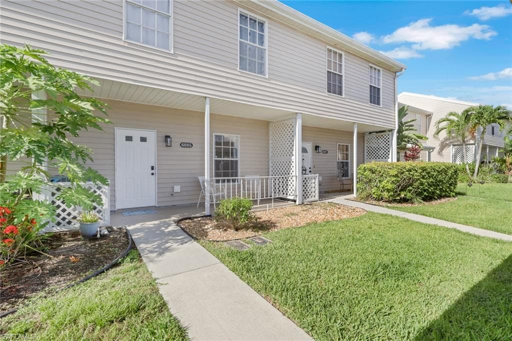 6085 Lake Front DR-1