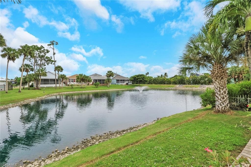 6085 Lake Front DR-24