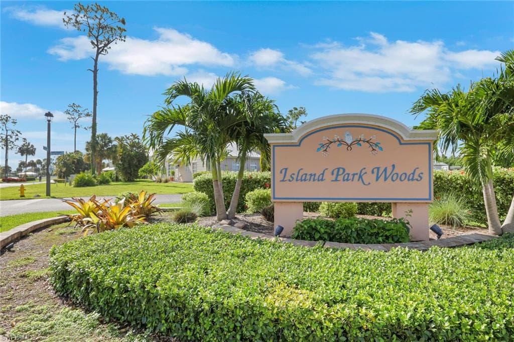 6085 Lake Front DR-19