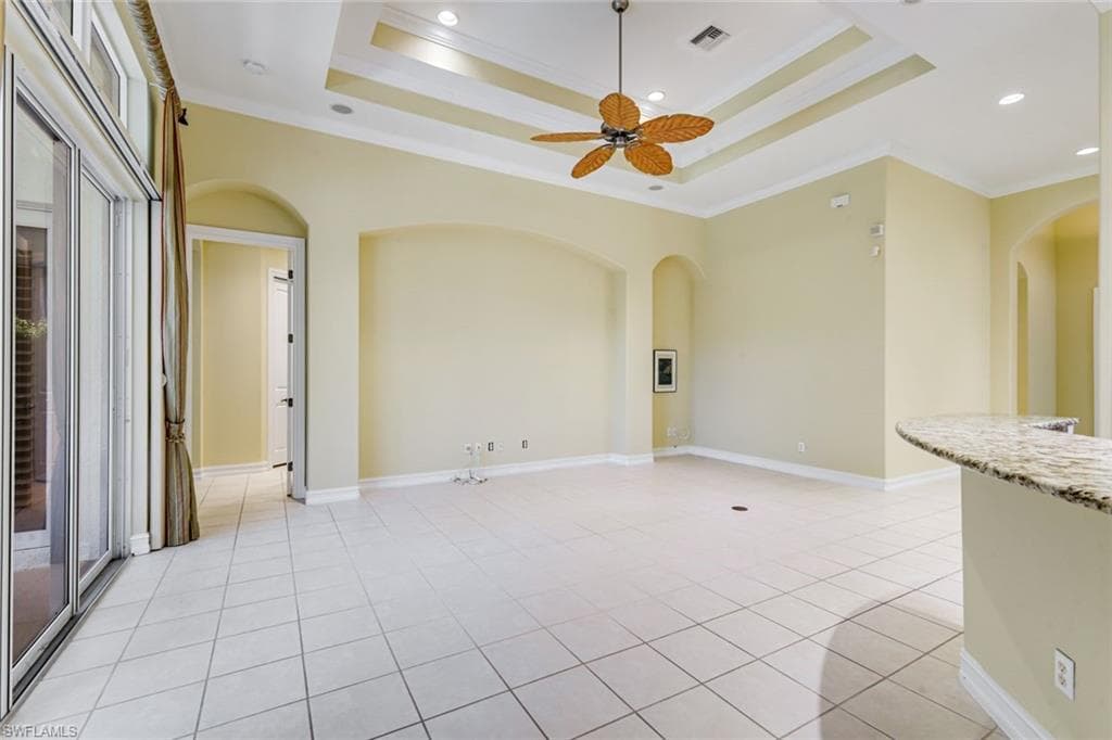 12584 Grandezza CIR-6