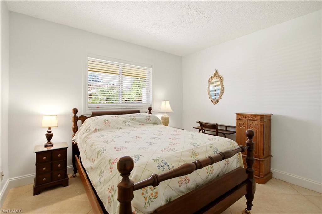 180 Harrison RD 3-20