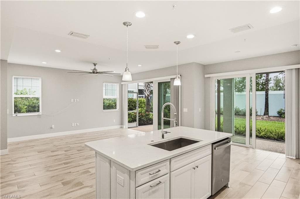 2664 Seychelles CIR 2401-13