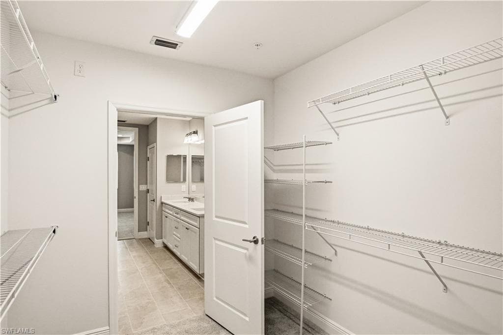 2664 Seychelles CIR 2401-29